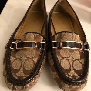 Coach loafers / flats